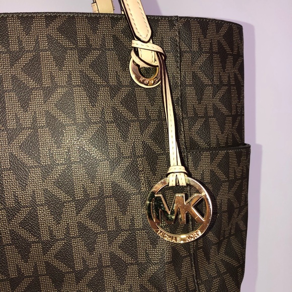 Michael Kors MK patterned brown bag - Picture 4 of 11